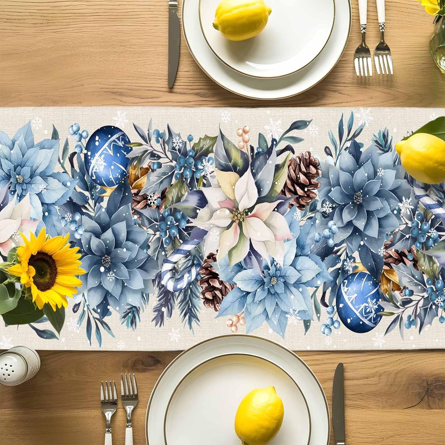 Christmas Blue Poinsettia Ball - Linen Table Runner recension och pris